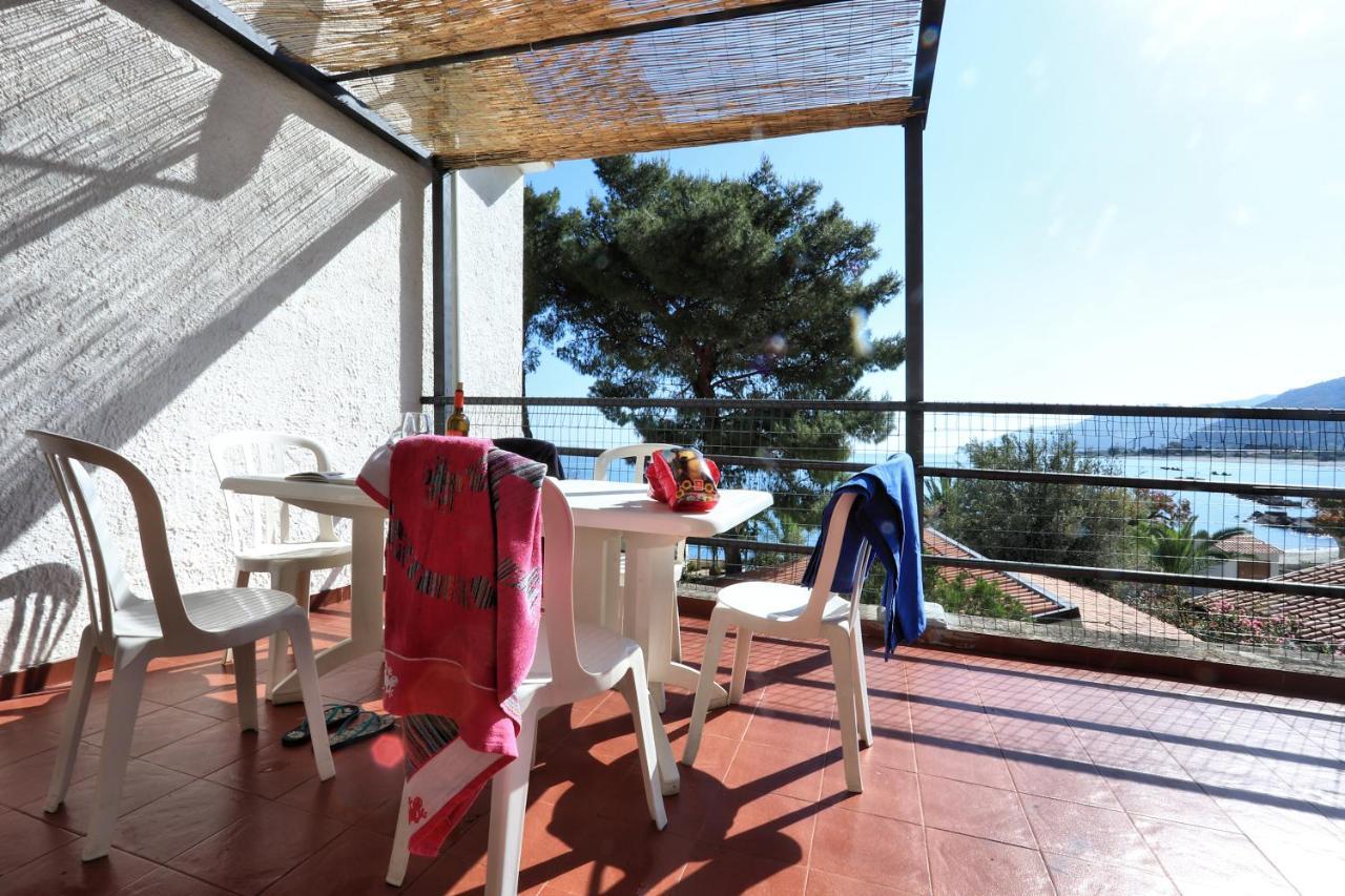 Testa Di Monaco - Basic Beach Accommodations Капо-д'Орландо Экстерьер фото
